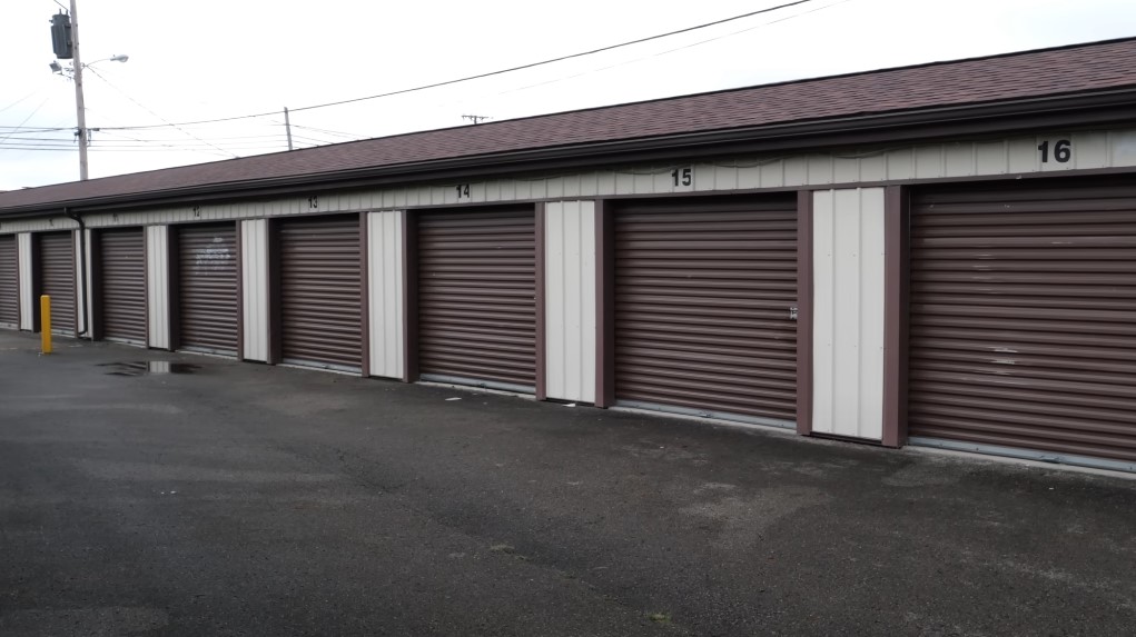 Self-storage garages