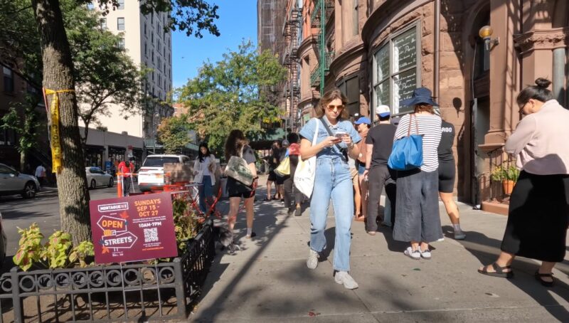 Crowded sidewalk in Brooklyn