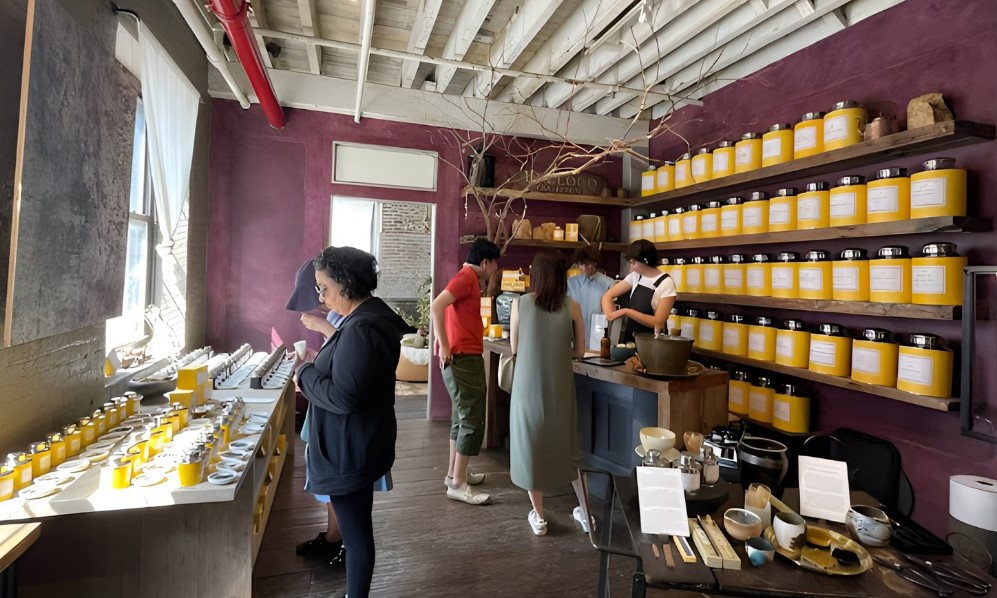 Customers in a tea shop